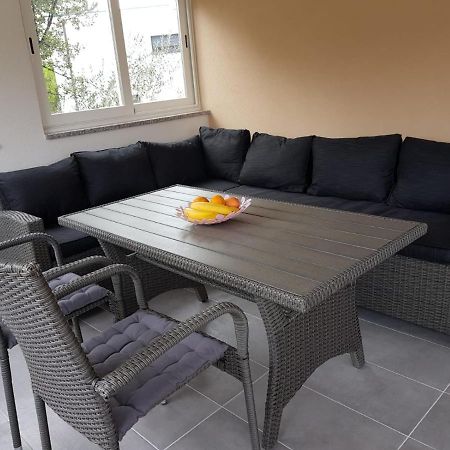 Relax Zone III Apartment Malinska Exterior photo